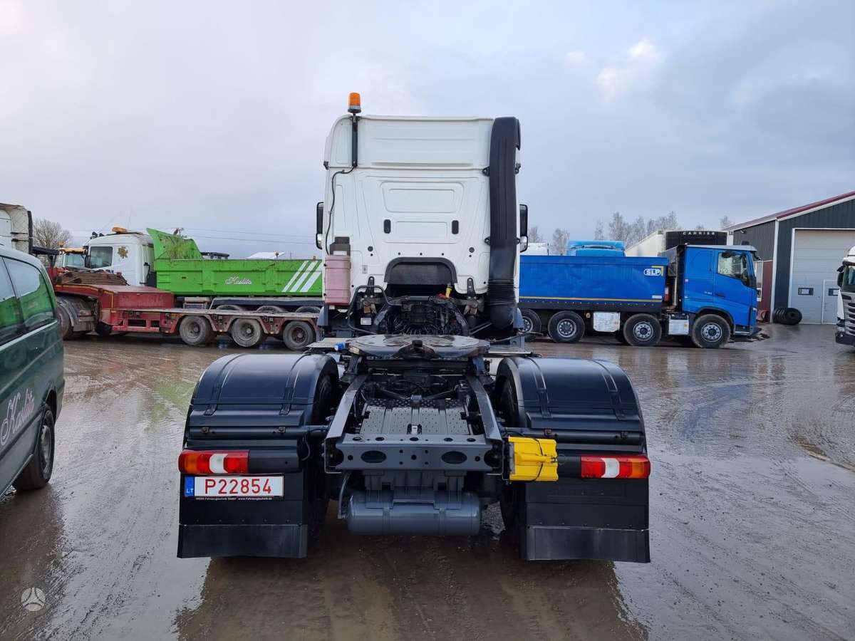 Mercedes-Benz Actros, double sleeper