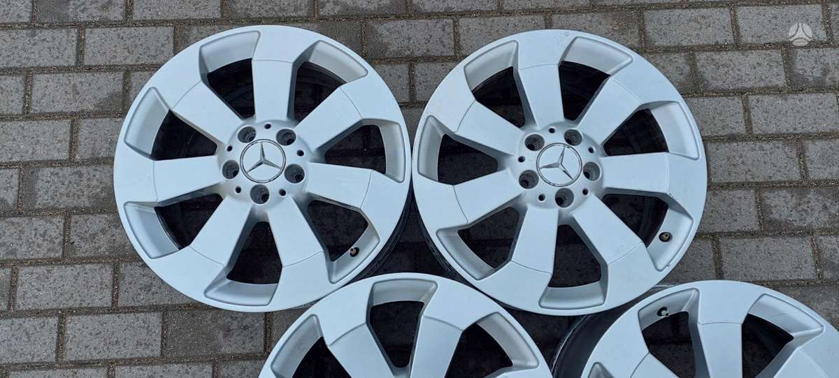 Mercedes-Benz, light alloy, R18