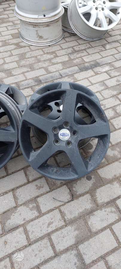 Volvo, light alloy, R17