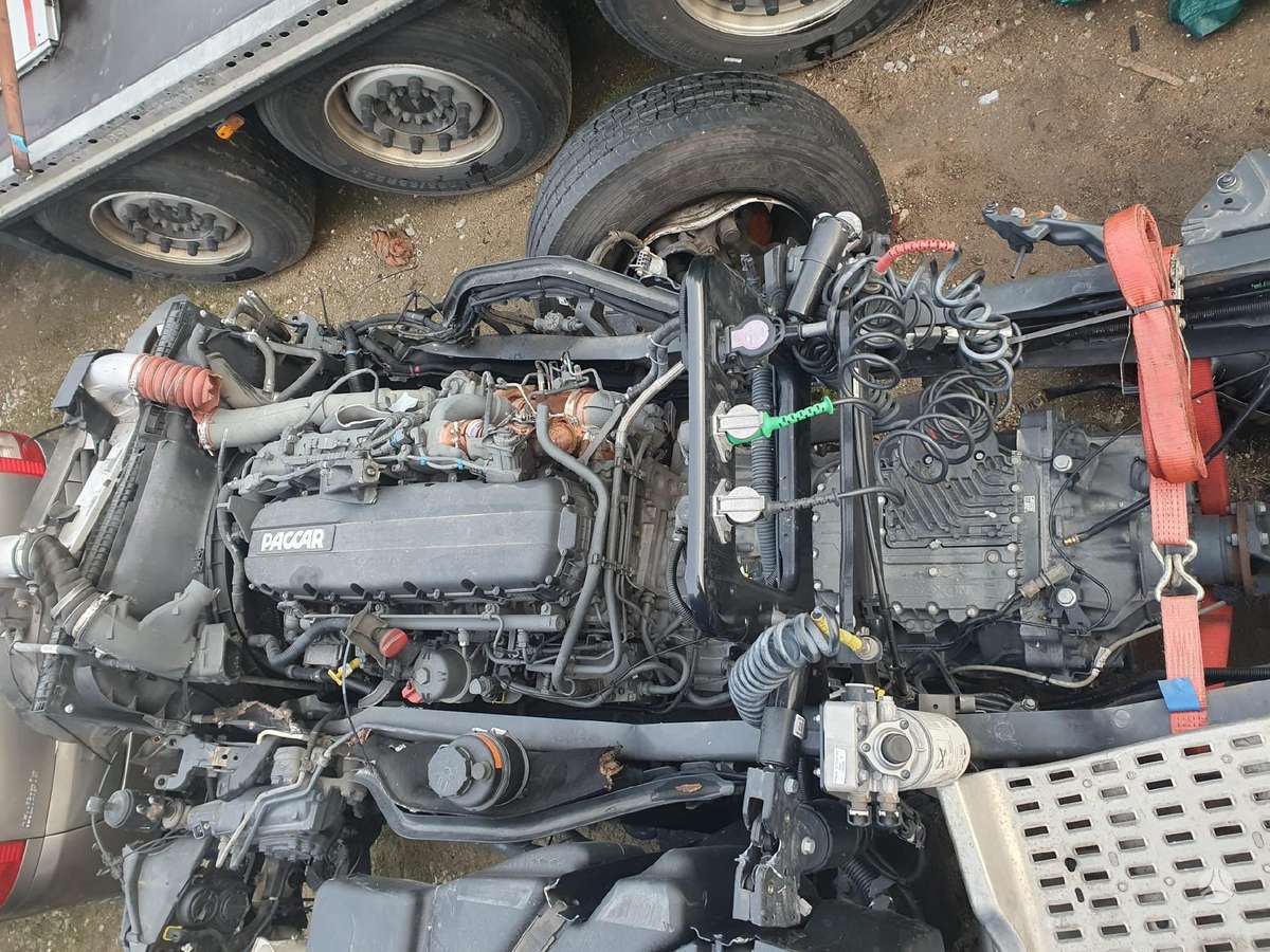 DAF 106 XF480, тягачи