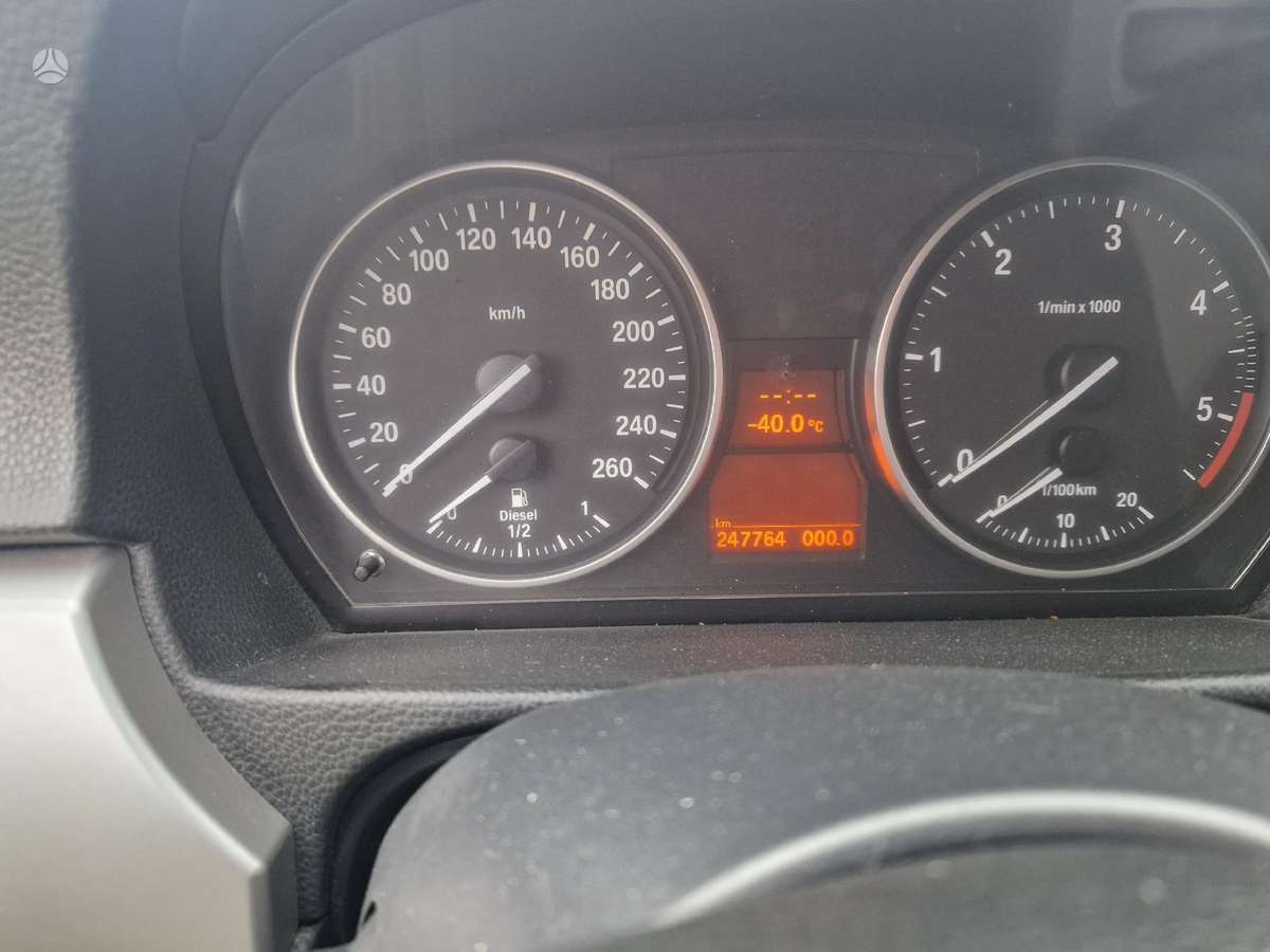 BMW 325