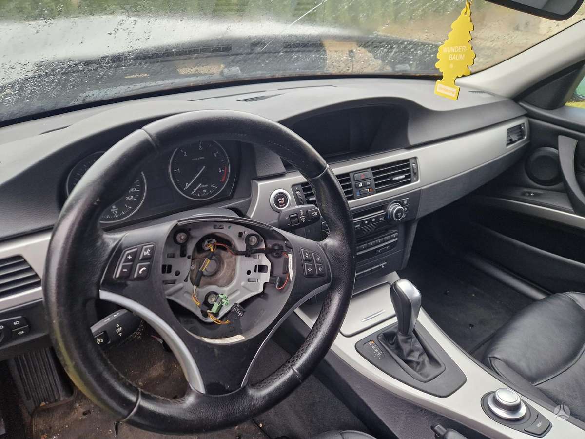 BMW 325