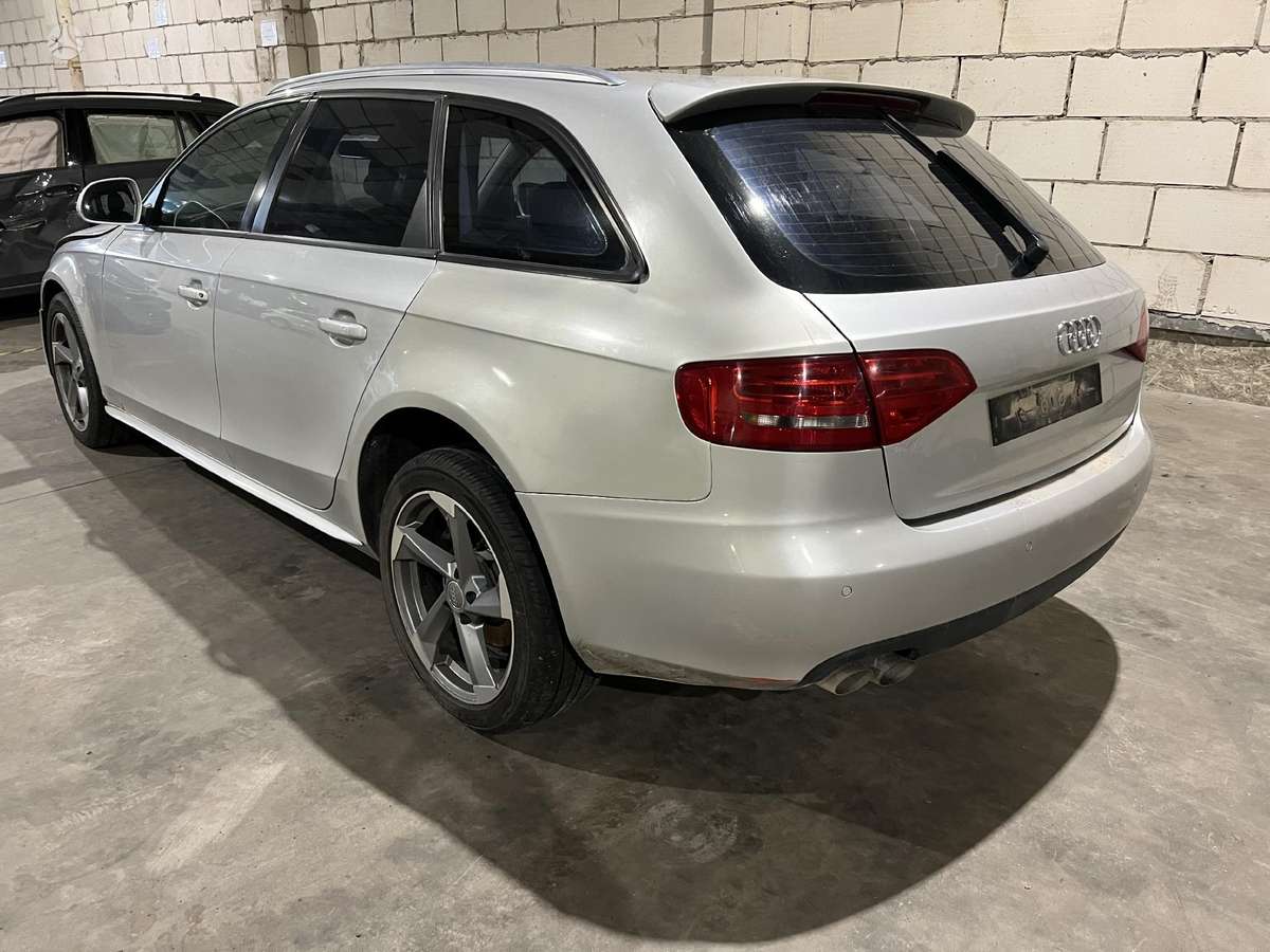Audi A4, caga, по частям