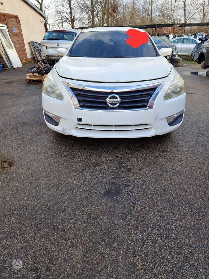 Nissan Altima