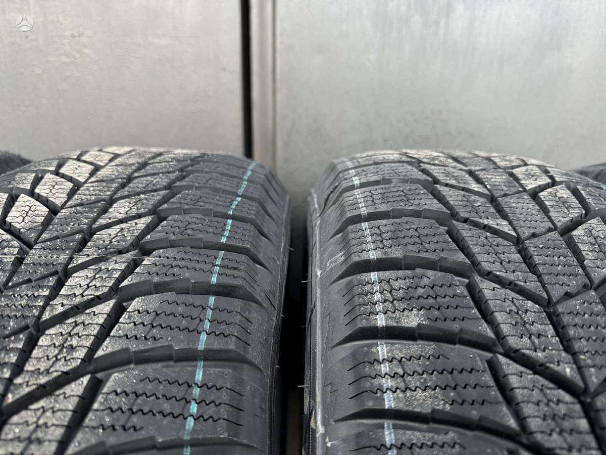 Triangle SnowLink PL01 104R, winter 225/60 R18