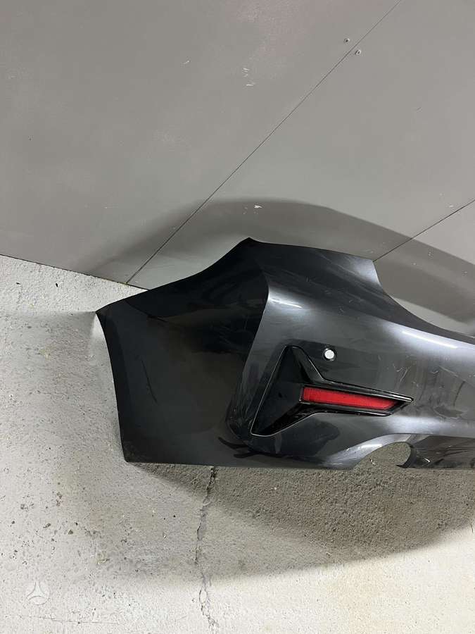 BMW 3 serija Galinis sedano buferis