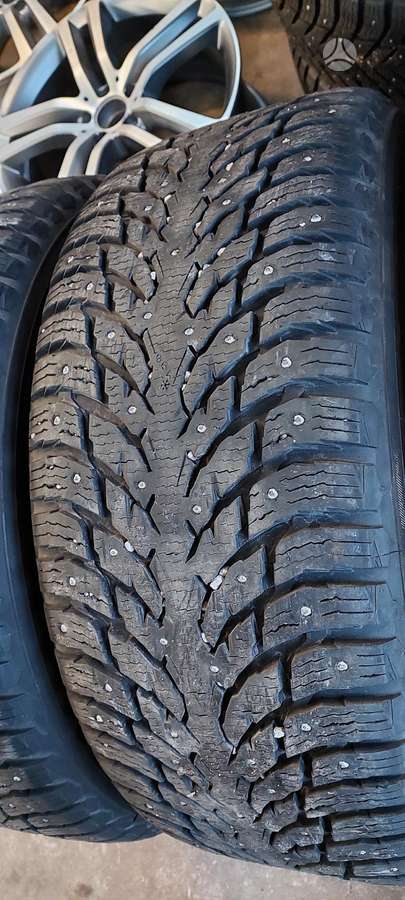 Nokian, winter 275/50 R20