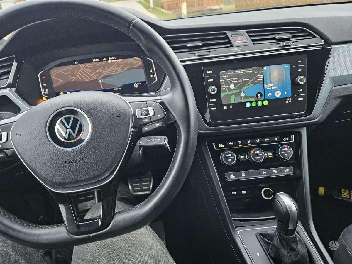 Volkswagen Touran, 2.0 l., Минивэн