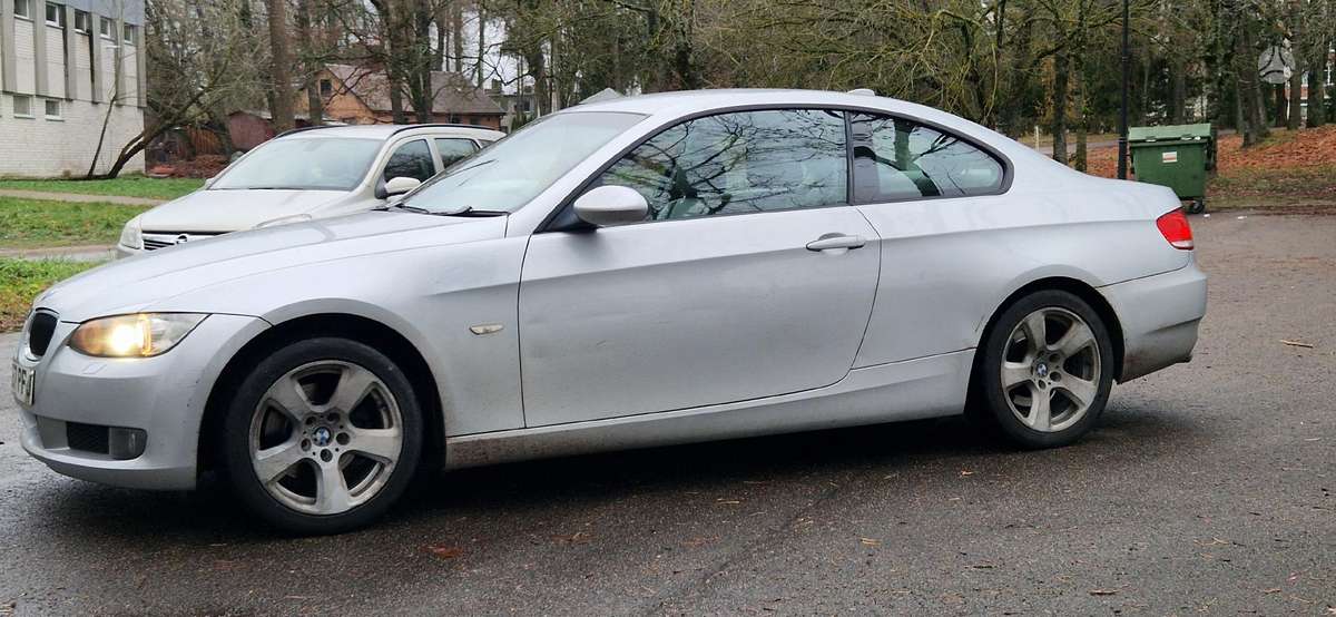 BMW 320, 2.0 l., Купе (coupe)