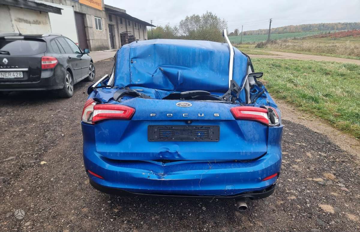 Ford Focus for parts