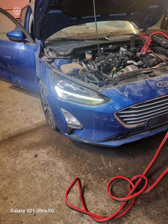 Ford Focus for parts