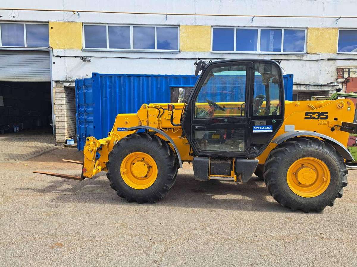 JCB Krautuvų nuoma, sand. ir krovimo technikos nuoma