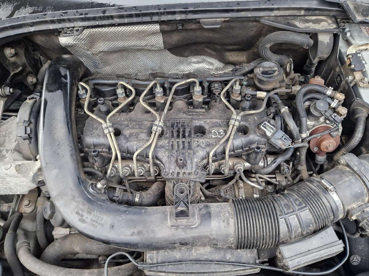 Volvo V70 по частям