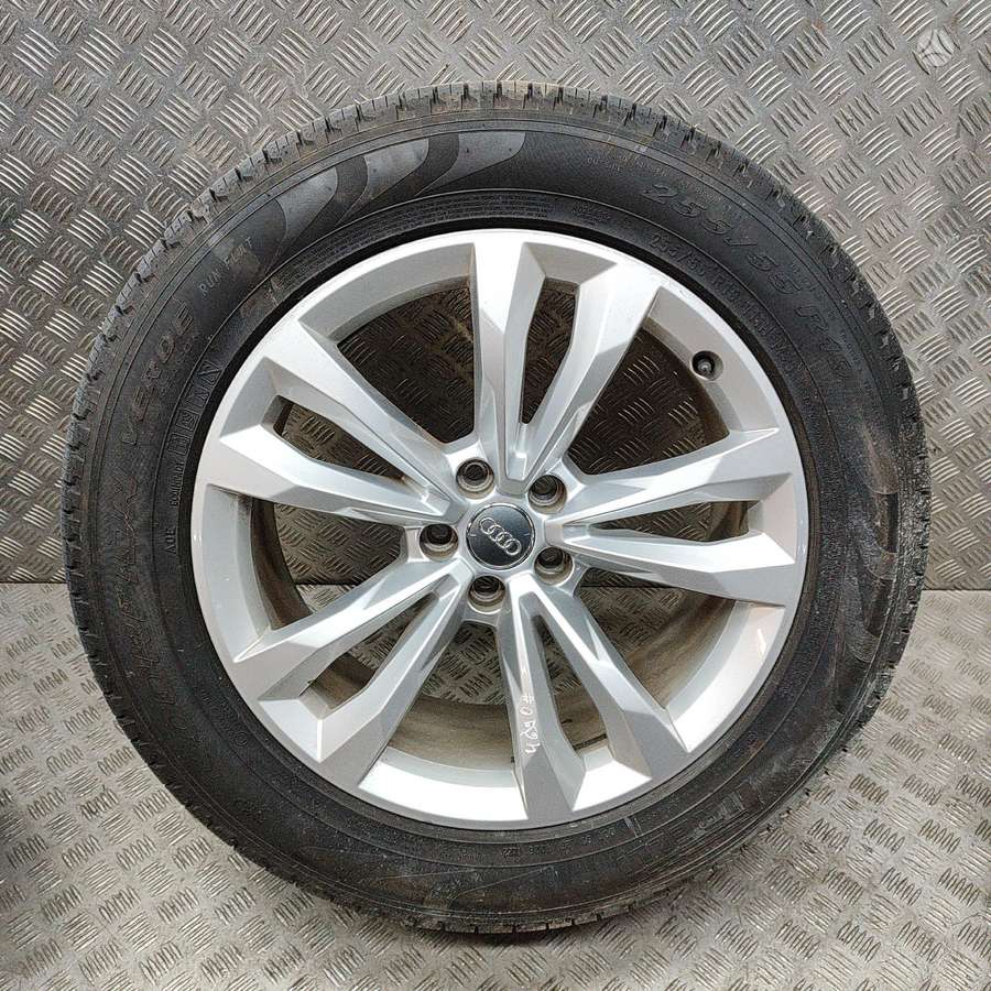 Audi Q7, lengvojo lydinio, R19