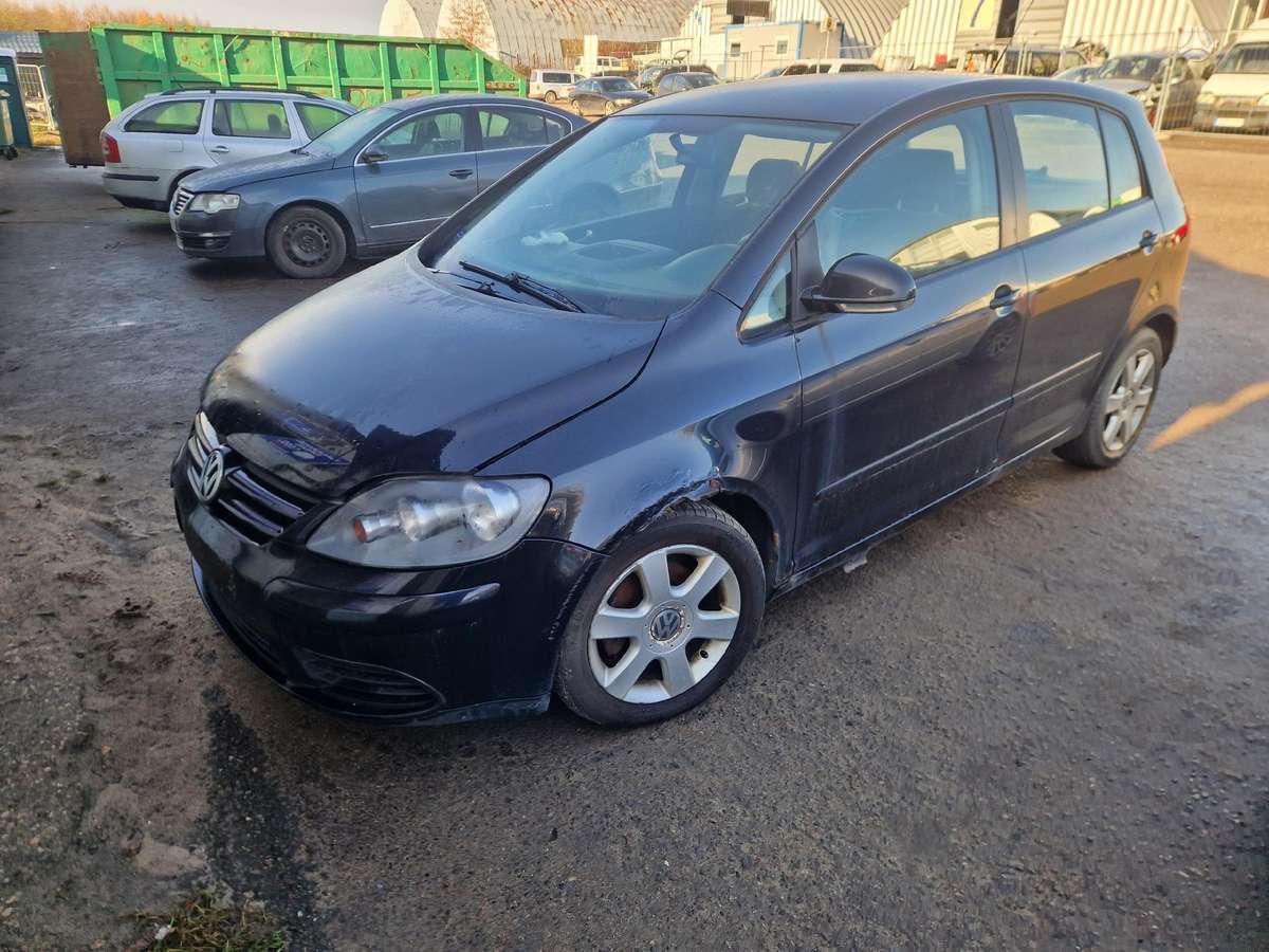 Volkswagen Golf Plus Minsko pl 33a 5 angaras
