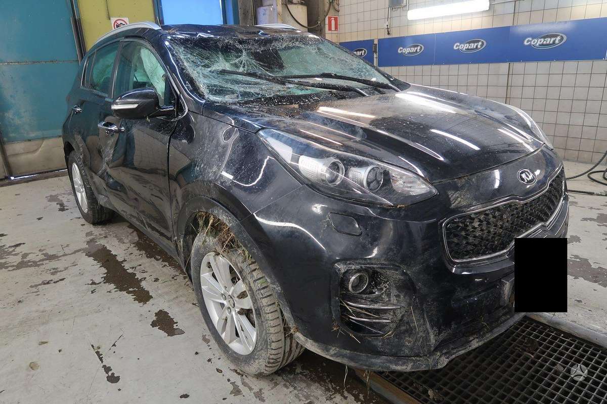 Kia Sportage for parts