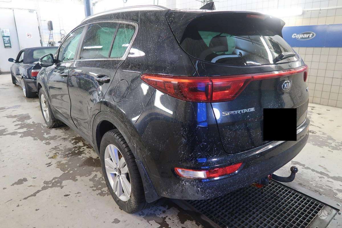 Kia Sportage for parts