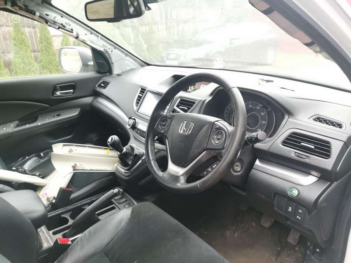Honda CR-V rezerves daļās
