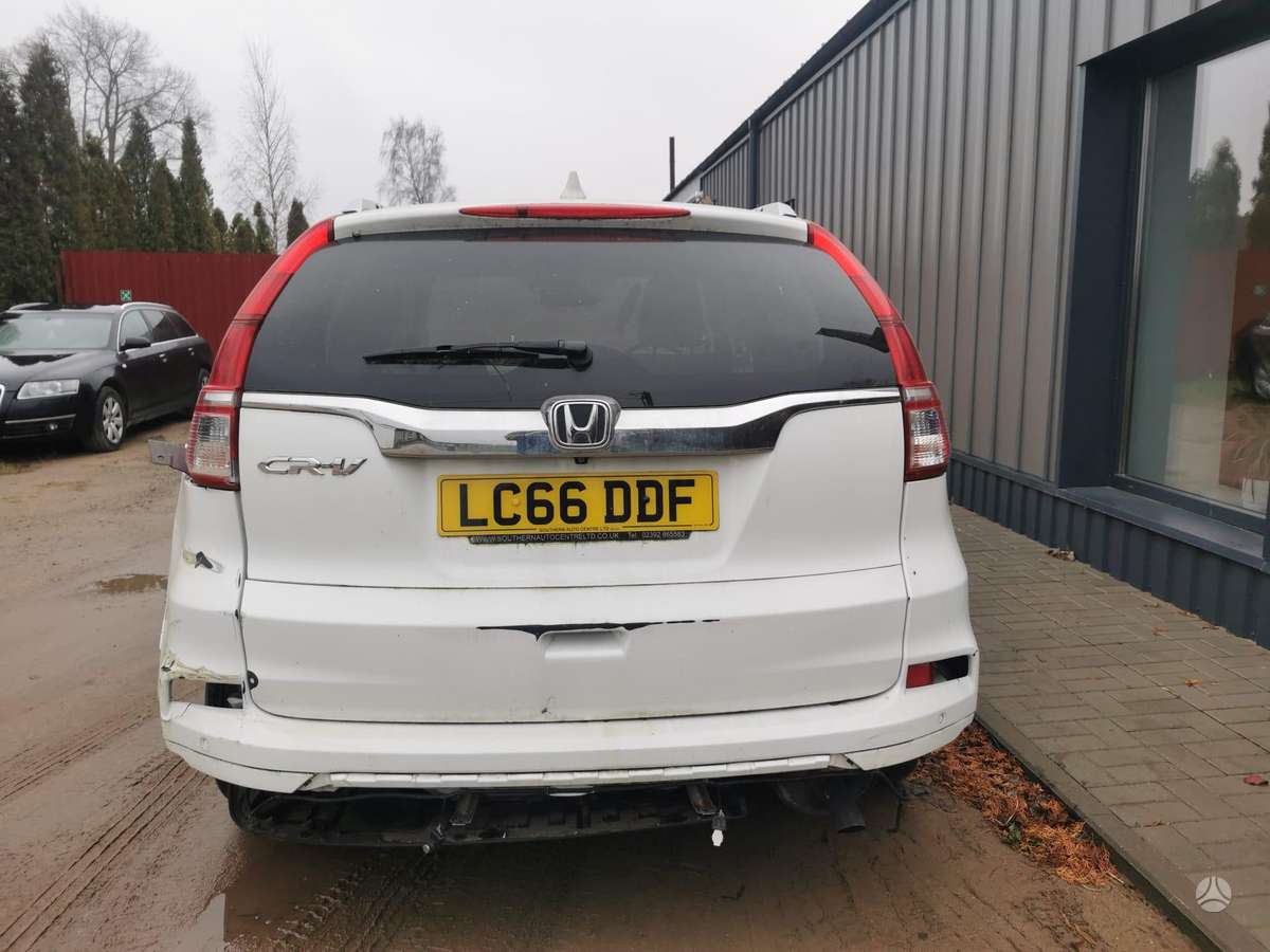 Honda CR-V rezerves daļās