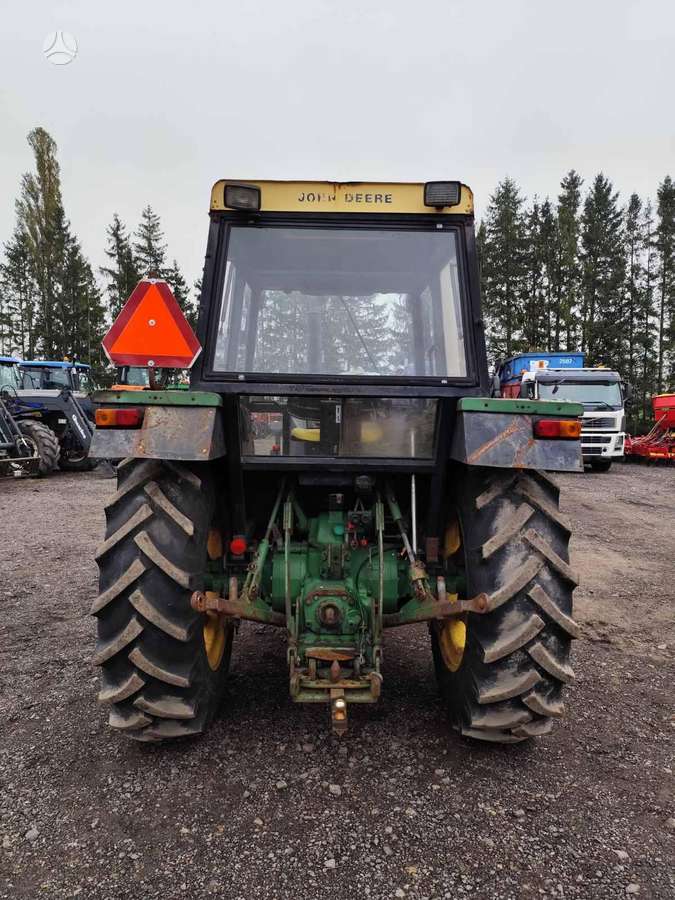 John Deere 1640, tractors