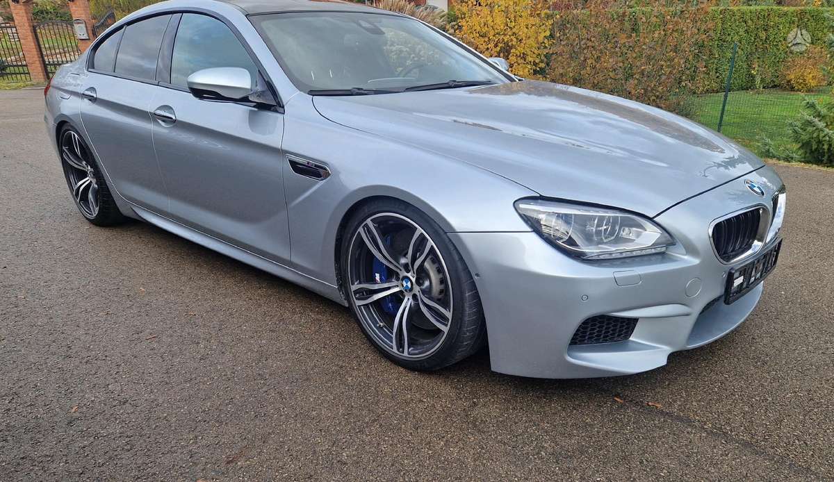 BMW M6, Седан