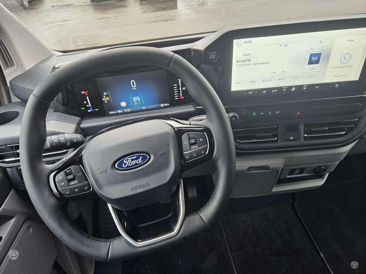 Ford Transit Custom, keleivinis mikroautobusas