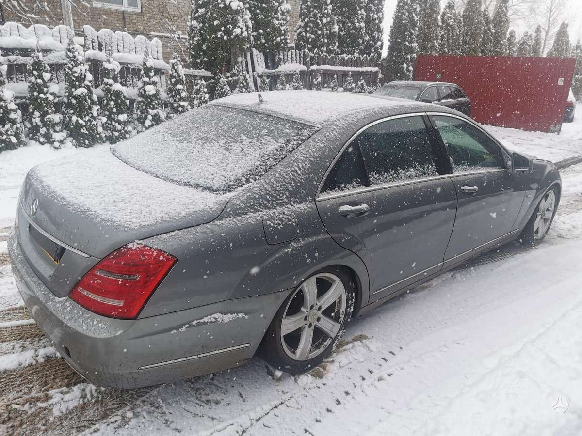 Mercedes-Benz S350 dalimis
