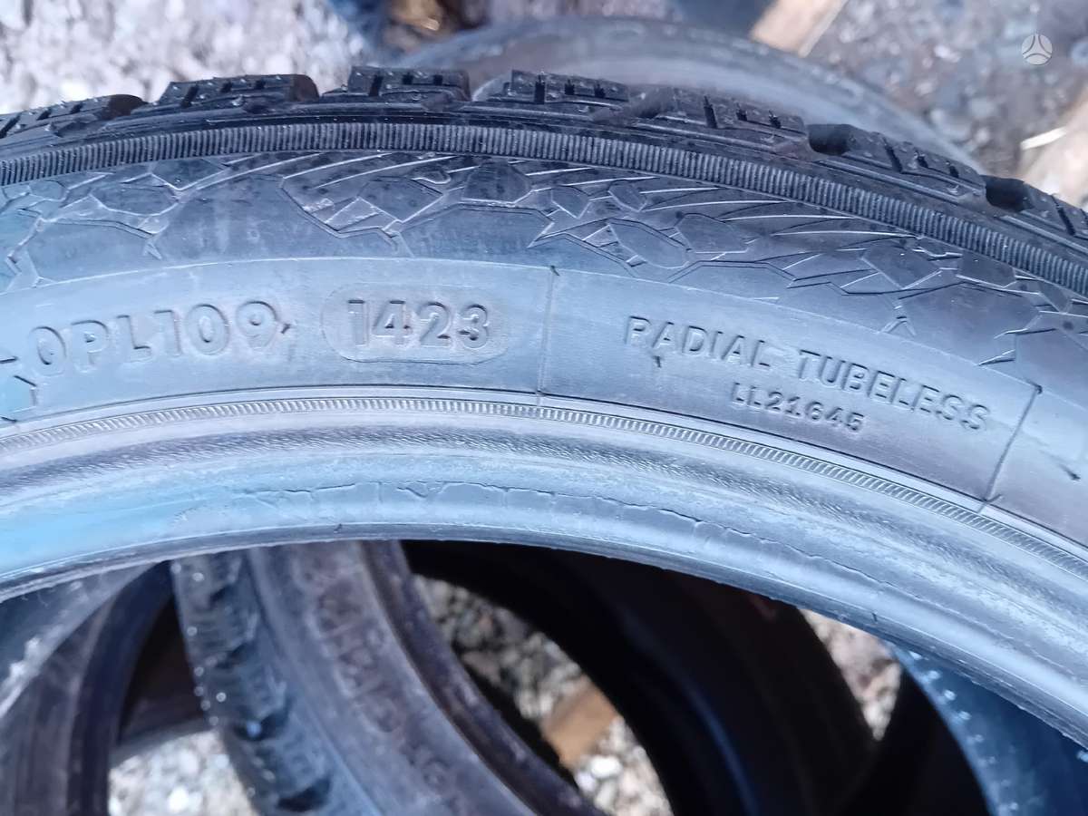 Linglong, winter 255/40 R19