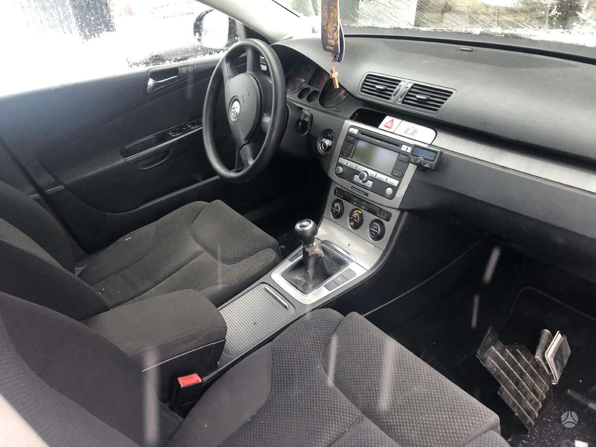 Volkswagen Passat for parts