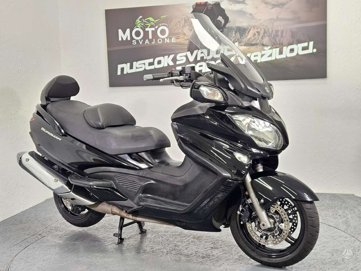 Suzuki Burgman 650cc, scooters / mopeds