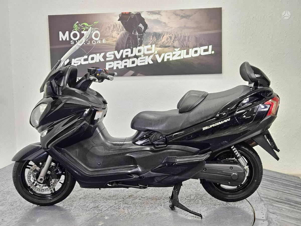 Suzuki Burgman 650cc, scooters / mopeds