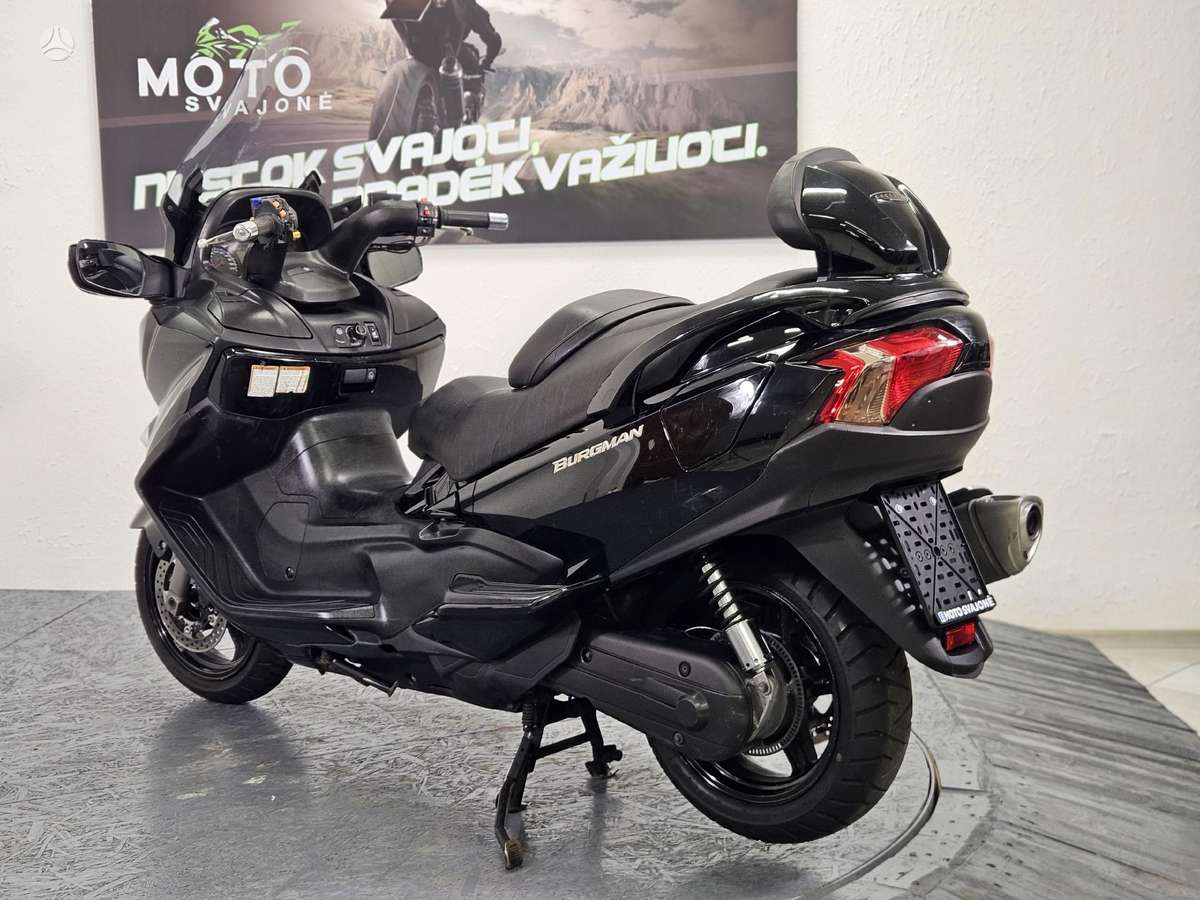 Suzuki Burgman 650cc, scooters / mopeds