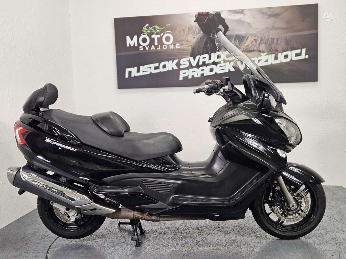 Suzuki Burgman 650cc, scooters / mopeds