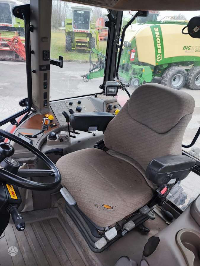 Case-IH MXM 155, traktori