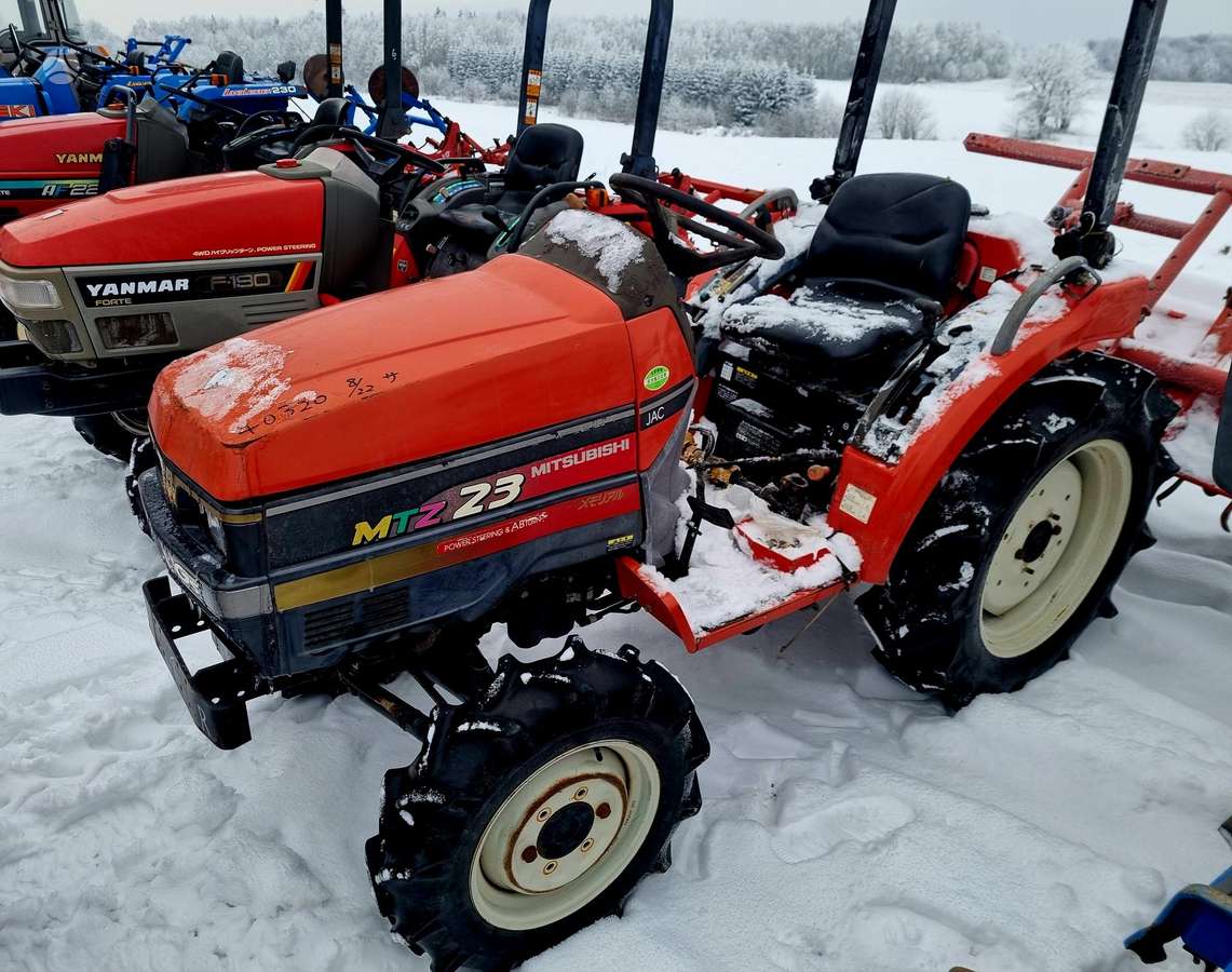Mitsubishi 1601, tractors