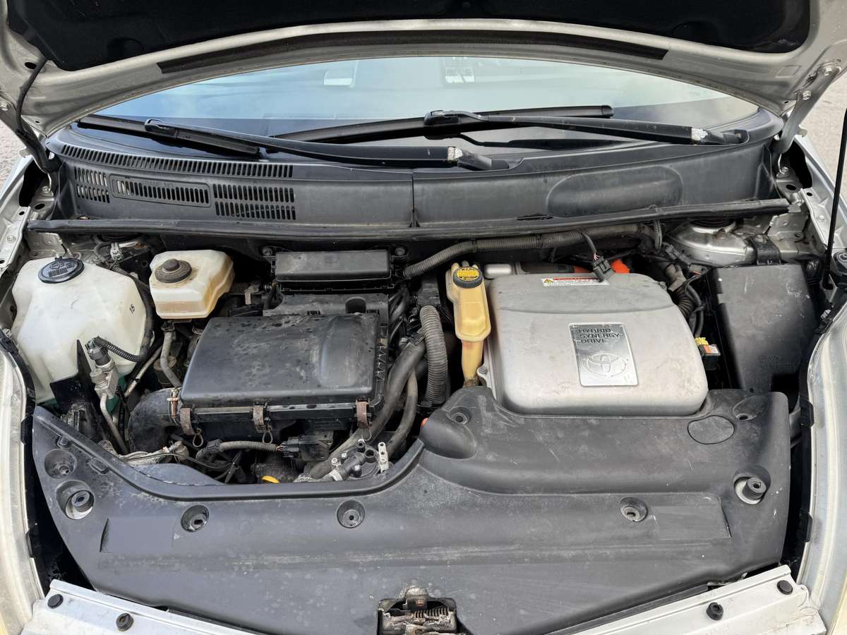 Toyota Prius, 1.5 l., Хэтчбек
