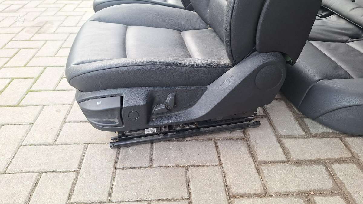 BMW 5 serija обивка дверей, сиденья