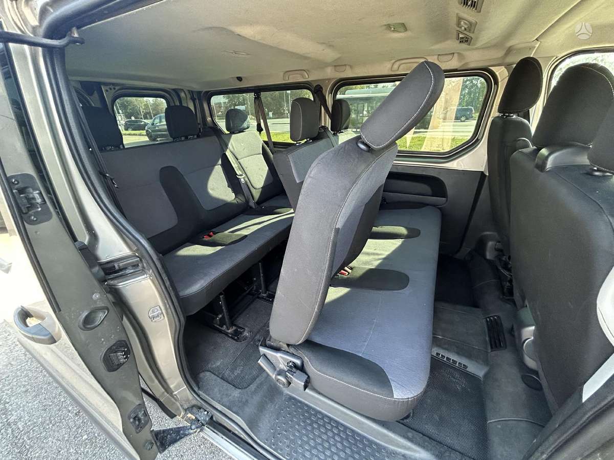 Iveco Daily, krovininis mikroautobusas