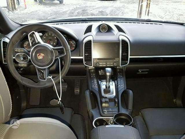 Porsche Cayenne фары