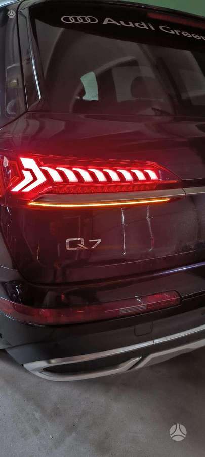 Audi Q7 žibintai