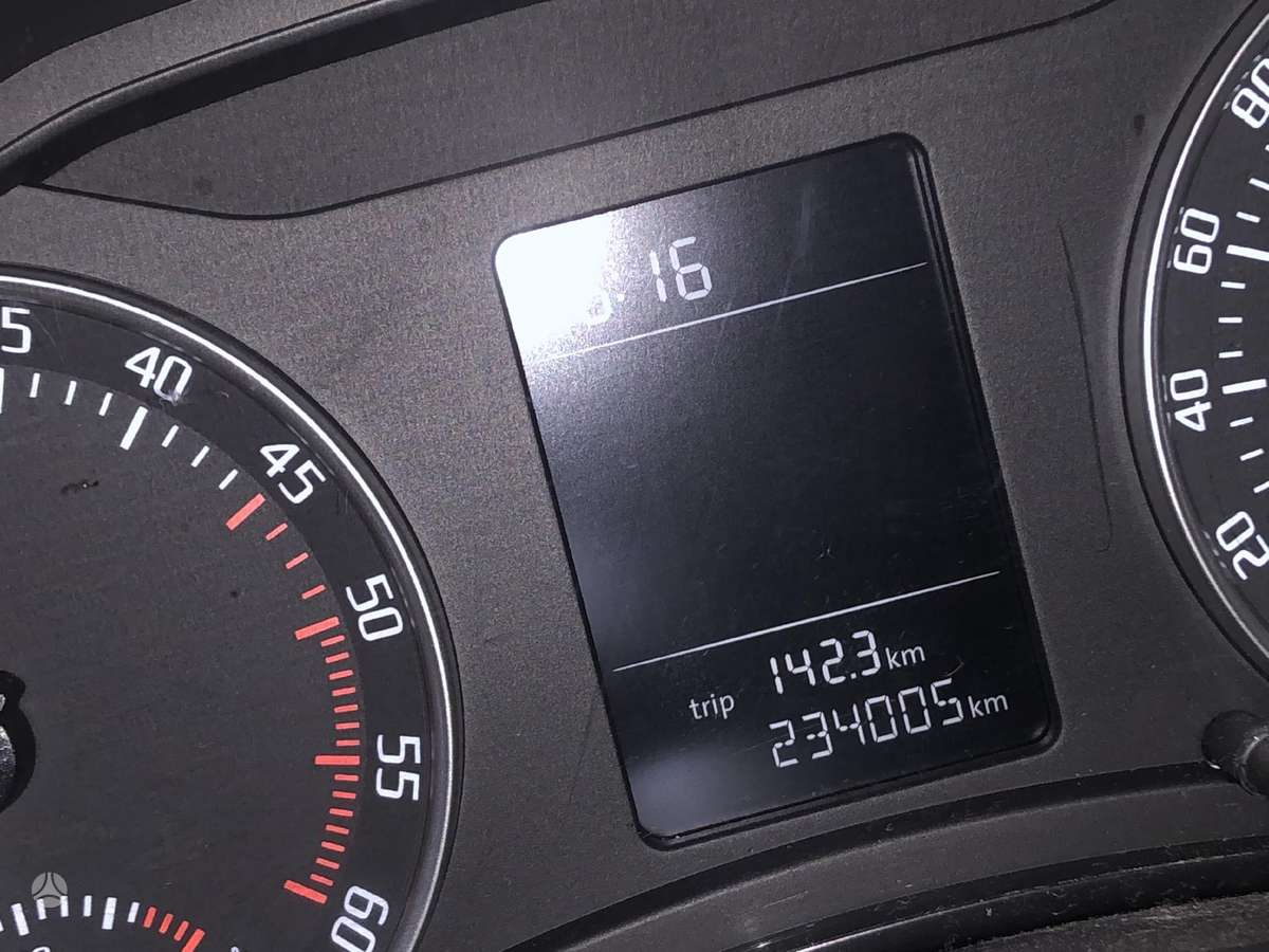 Skoda Octavia rezerves daļās