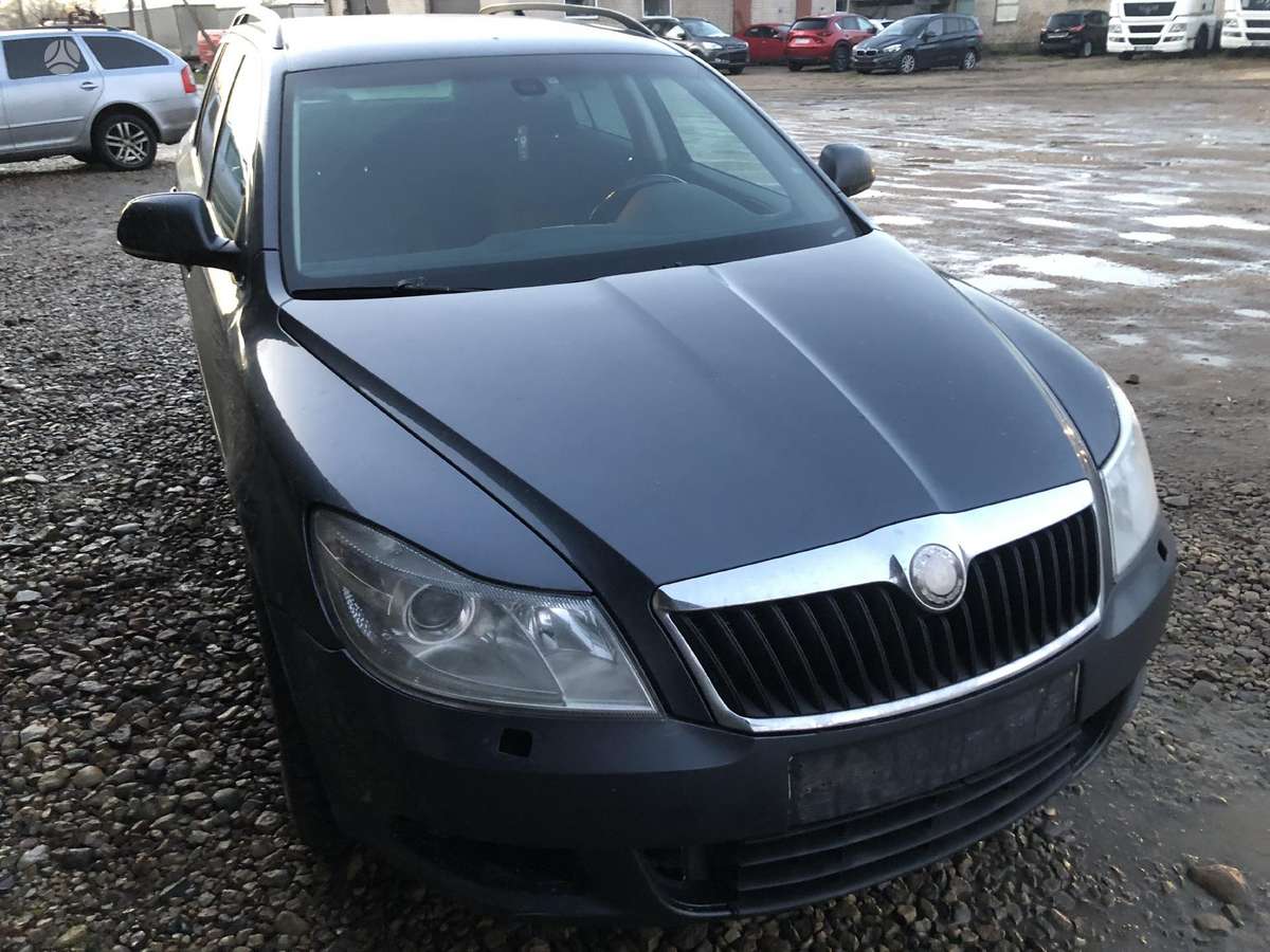 Skoda Octavia rezerves daļās