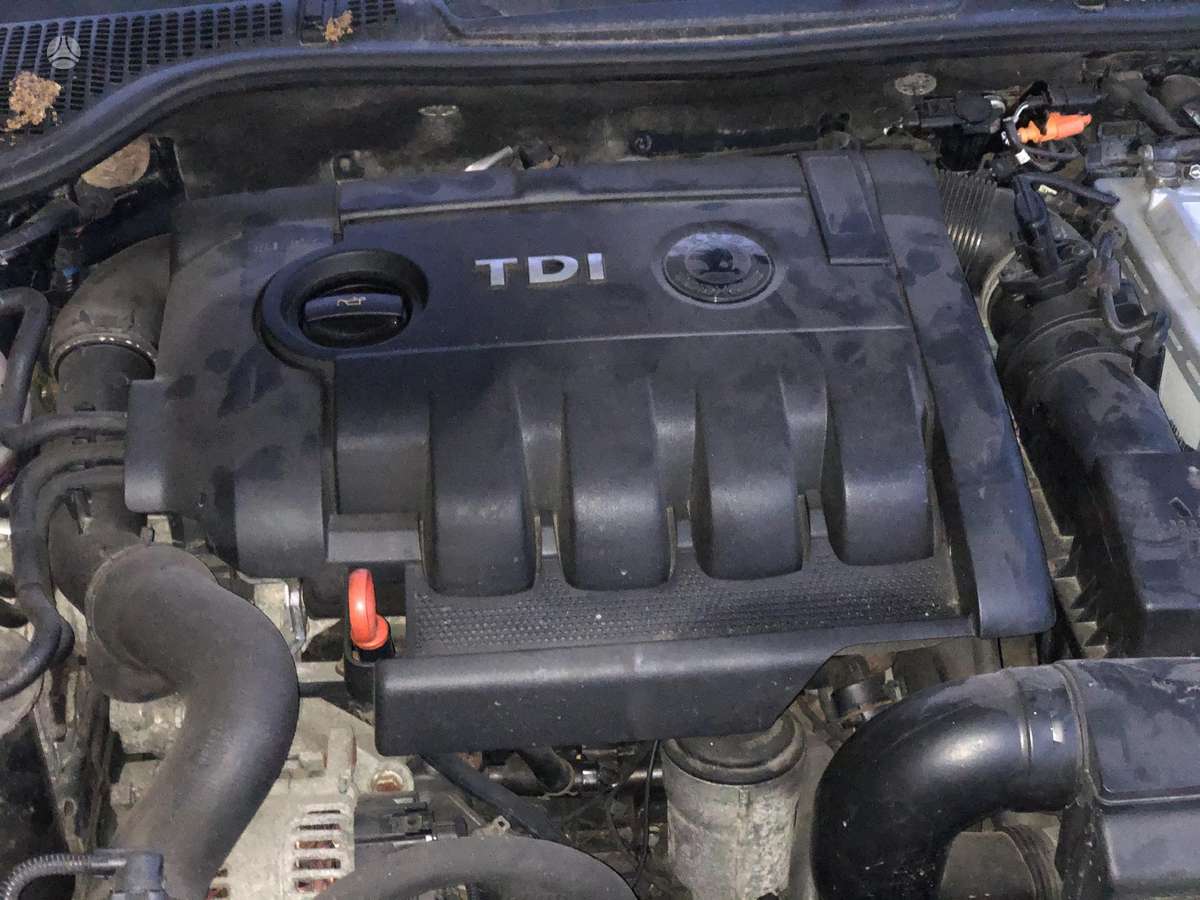 Skoda Octavia rezerves daļās