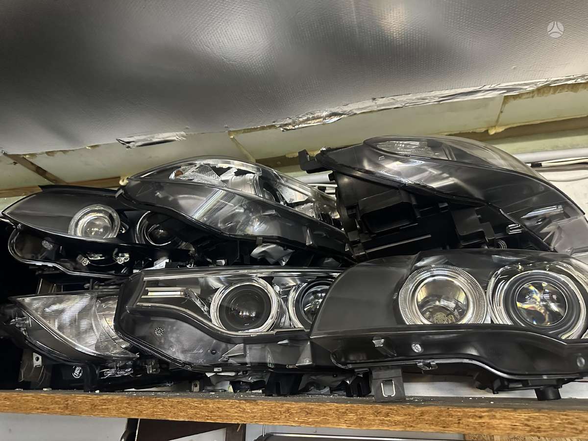 Volvo S70 lights