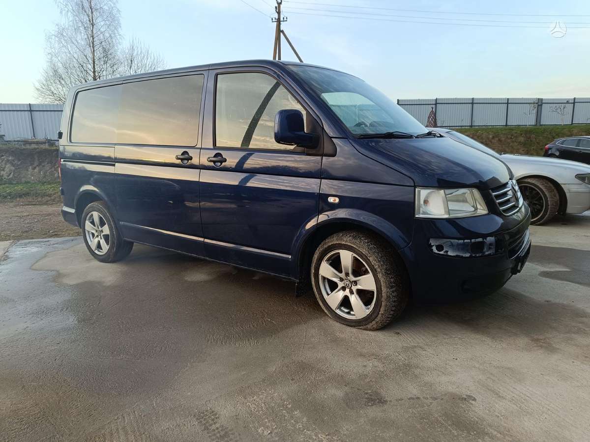 Volkswagen Transporter, cargo vans