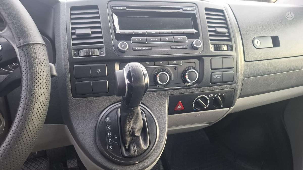 Volkswagen Transporter, cargo van