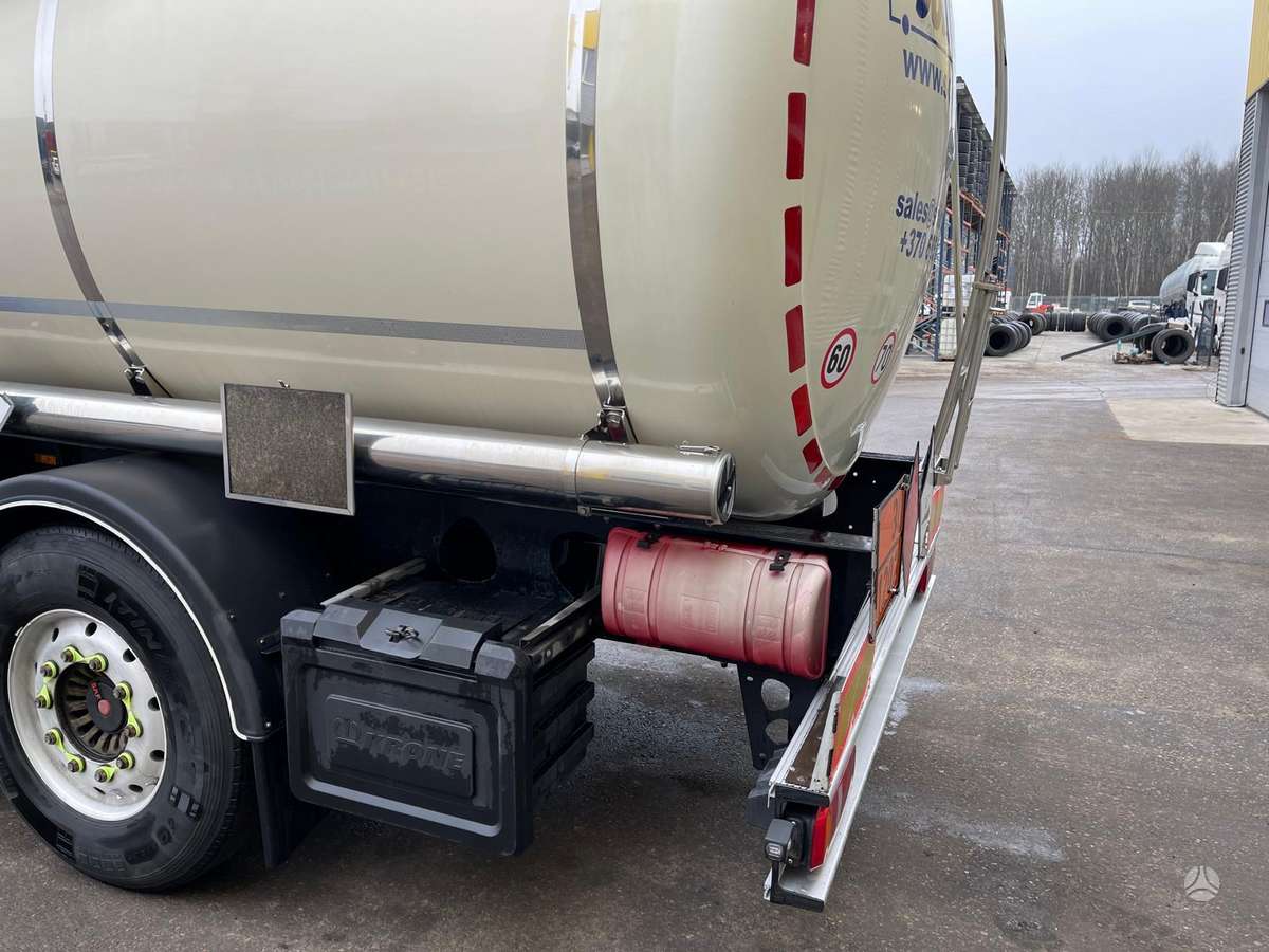 Berger SATA 10.5 ADR, cisterninės
