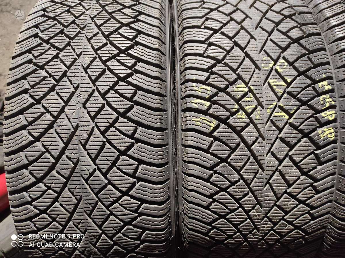 Pirelli, зимние 225/50 R18