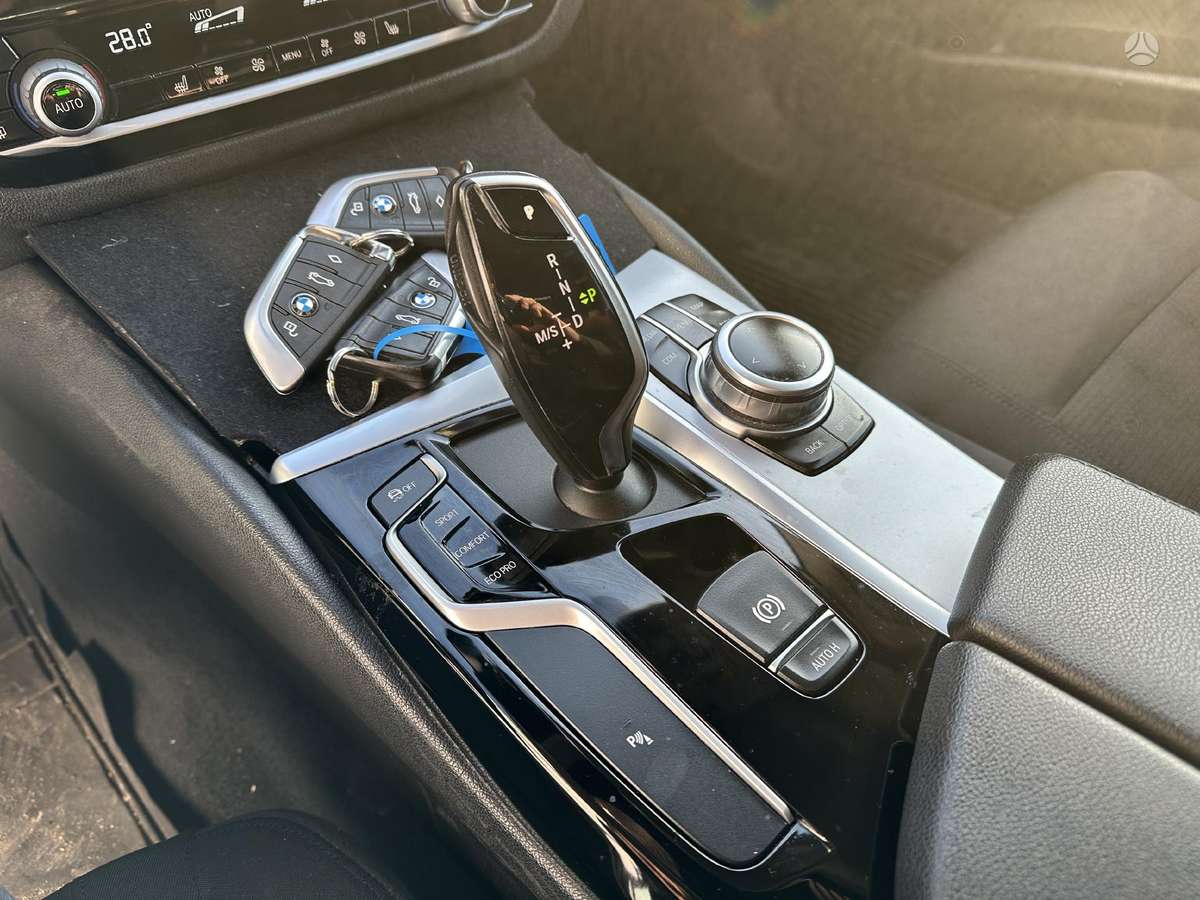 BMW 530 детали кузова