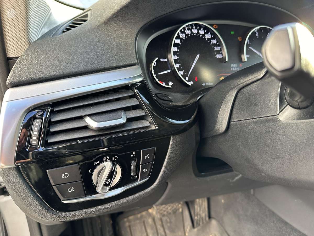 BMW 530 детали кузова